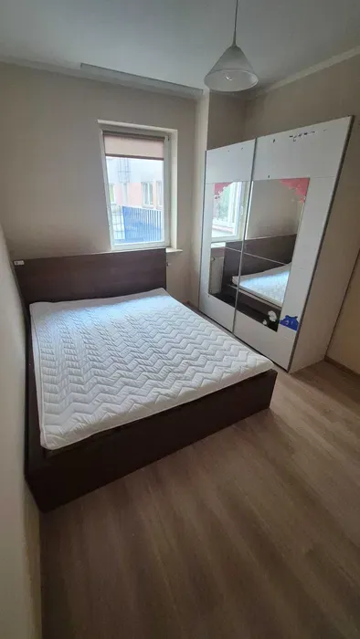 3pok,50m2,ul.KROCHMALNA,salon przejściowy do dwóch sypialni/ po remoncie/os.zamknięte/garaż opcjonalnie/recepcja - miniatura 4