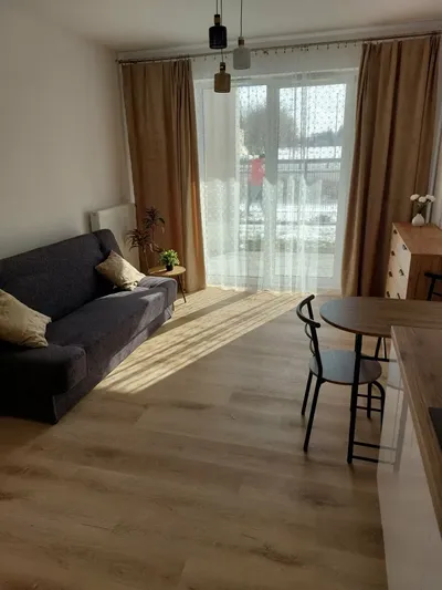 Apartamenty Wyścigowa 37m 2600zl+czynsz(400zl)+o pl.licz, Taras, garaż - miniatura 3