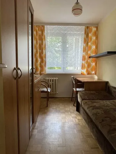 Ładna jedynka w mieszkaniu w bloku na Łazarzu
