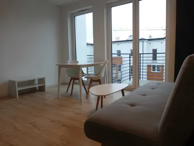 Wynajmę mieszkanie 2 pokoje +salon z aneksem JAR 48 m2 - miniatura 3