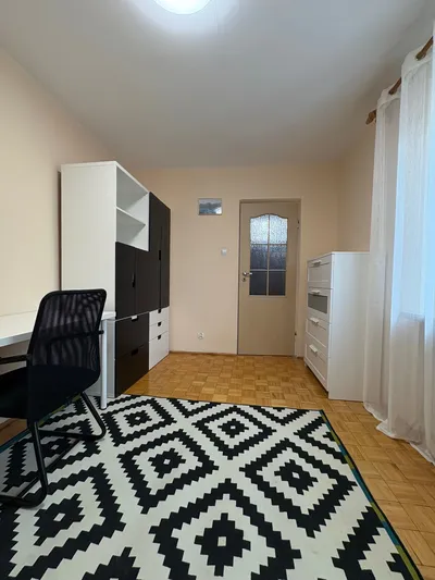 Pokój 1 osobowy w dobrej lokalizacji - miniatura 2