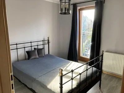 Pokój z balkonem na wynajem w ścisłym centrum - miniatura 2