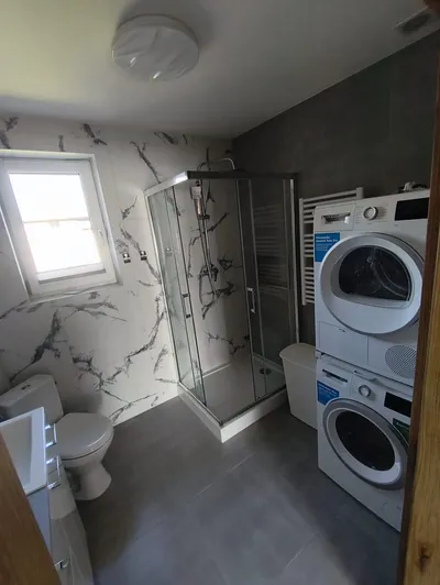 Mieszkanie w domu, pierwsze piętro - miniatura 4