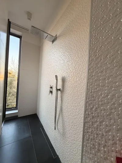 Mieszkanie 70 m² centrum | 2 łazienki | kominek | klimatyzacja | parking - miniatura 5