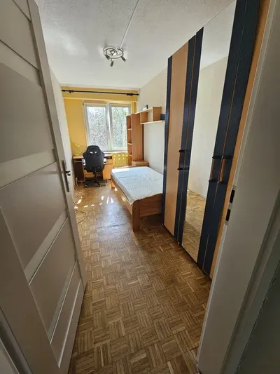 Pokoj jednoosobowy w mieszkaniu 3-pokojowym LSM