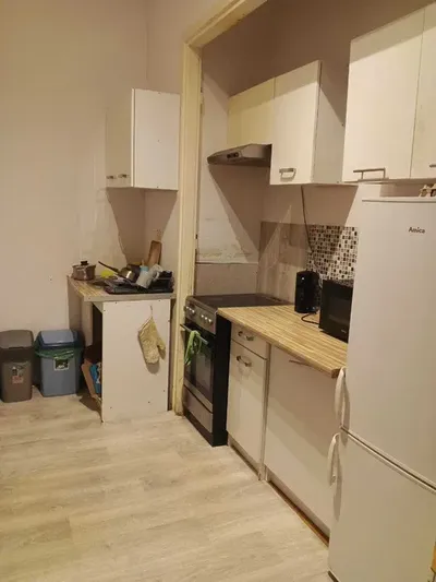 Czynsz 300zł. Pokój w 3-os mieszkaniu obok metra Pole Mokotowskie - miniatura 4