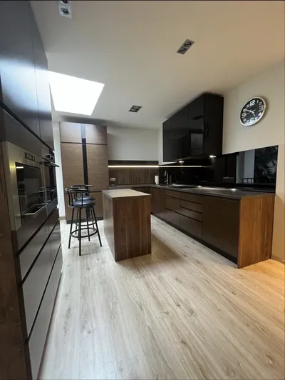 Mieszkanie 84m2 w odrestaurowanej kamienicy - miniatura 3