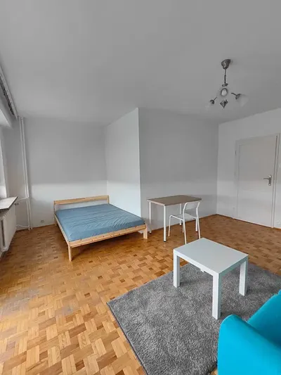 Duży pokój z balkonem, Nowe Miasto, Podwisłocze, blisko Millenium Hall - miniatura 4