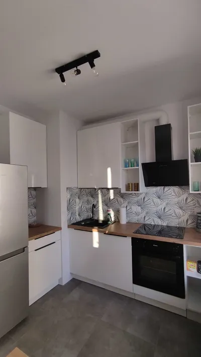 Mieszkanie 2 pokoje+garaż M2 Targówek Mieszkaniowy Warszawa - miniatura 2