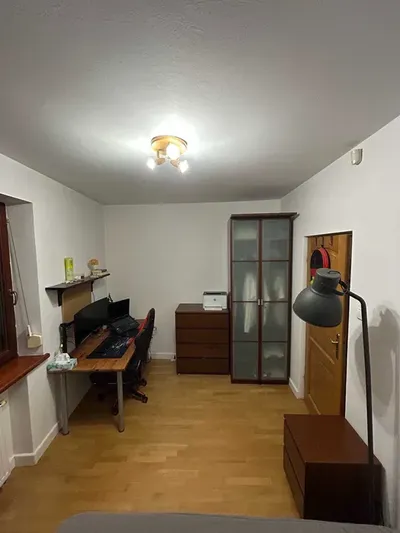Pokój do wynajęcia w mieszkaniu 3 osobowym na okres (czerwiec/lipiec/sierpień)