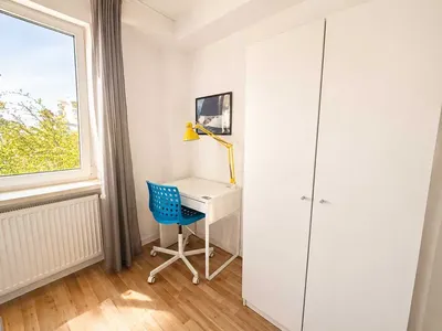 Pokój w Warszawie - ul. Rogalskiego 2 obok Biedronki - miniatura 3