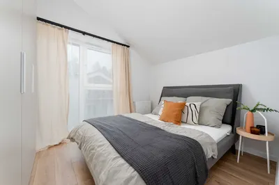 Nowoczesny apartament w zielonej okolicy - Truszkowskiego, Bronowice - miniatura 3