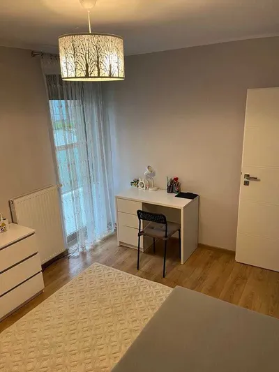 Pokój z balkonem w nowym mieszkaniu Zygmunta Augusta Lublin - miniatura 2