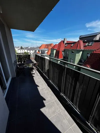 Urocze, ciche 3 pokojowe mieszkanie na wynajem. Poznań Jeżyce - miniatura 2