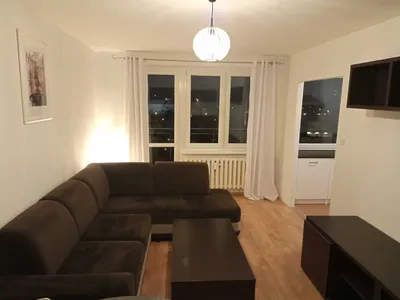Kawalerka z balkonem i jasną kuchnią - miniatura 2
