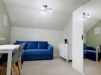 Przytulna kawalerka pet-friendly, brak prowizji - Jaworzniaków 8, w pobliżu stacji PKP Rembertów - miniatura 2