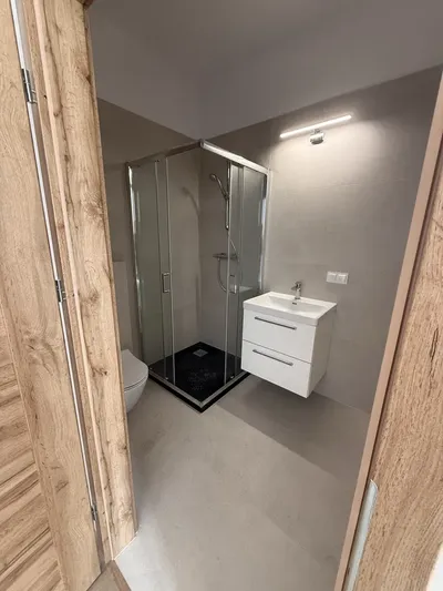 2 pokoje 50m2 po generalnym remoncie z balkonem