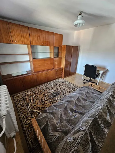 Pokój jednoosobowy do wynajęcia na os. Sławinek - miniatura 4