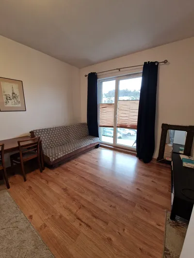 Duży pokój ok. 21m² na wrzeszczu (dwa oddzielne pokoje w mieszkaniu) - miniatura 2