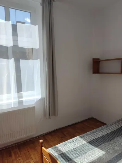 Wynajmę mieszkanie 2 pokojowe 60m w Centrum - miniatura 3