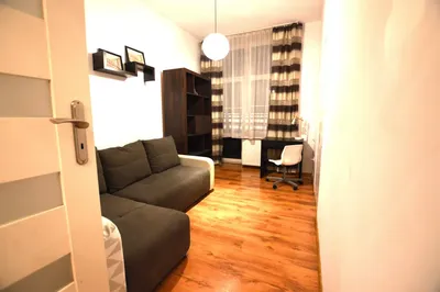 Kraków Stare Miasto Żuławskiego 1/ Długa 82 3 pok, dwa balkony, dwie garderoby, WINDA, MPEC - miniatura 4