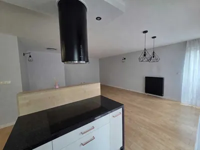 Piękny i wygodny 4-pokojowy apartament przy Płochocińskiej z garażem - miniatura 2
