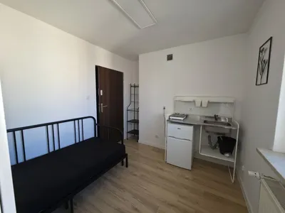 Wynajmę Pokój z Aneksem Kuchennym Wszystkie Opłaty w Cenie Centrum - miniatura 2