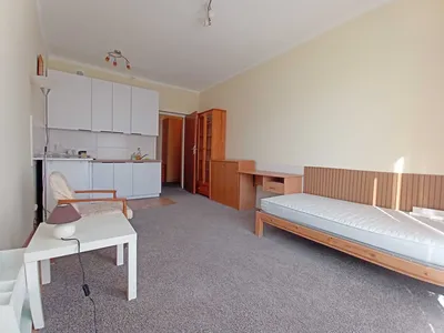Kawalerka - pl. Lotników - bezpośrednio - miniatura 3