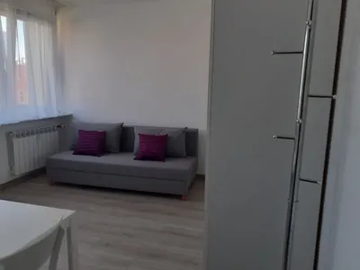 Kawalerka w centrum 20m2 - miniatura 4