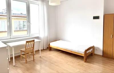 2-pok 80m2 Centrum Parking Całkowity koszt dla 2os około 3200zł - miniatura 4