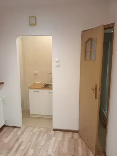 Kawalerka 15 M2 Warszawa Rembertów - miniatura 2