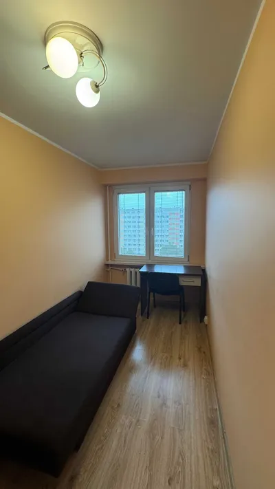 Wynajmę dwupokojowe mieszkanie w centrum - miniatura 5