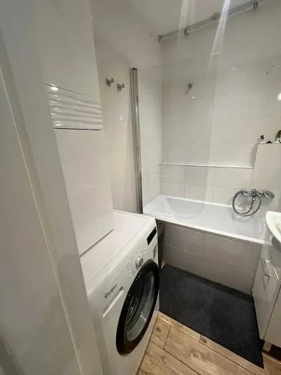 Mieszkanie Śródmiescie Rzeszów 31m2 1700 zł - miniatura 5