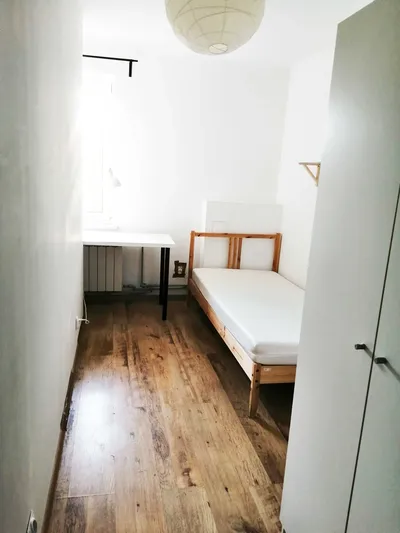 Pokój - Wlochy (Jerozolimskie) - Хостел, Noclegi, Hostel. - miniatura 2