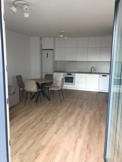 Apartament 2 pokoje na Wynajem Balkon Garaż Nowy Cichy ul. Warszawska - miniatura 3