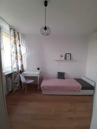 przytulny pokój os. Gwiazdy/Roździeńskiego wolny od 1 lipca