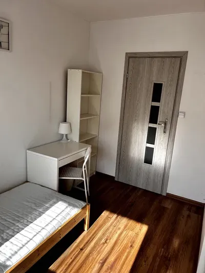 Wynajmę pokój z balkonem - miniatura 2