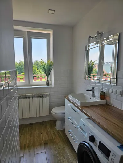 Do wynajęcia 3 pokoje (piętro domu) z oddzielnym wejściem - miniatura 4