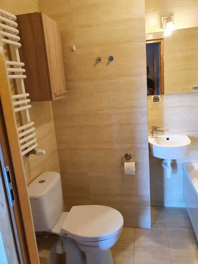 Kawalerka 26m2 + garaż blisko centrum - miniatura 5