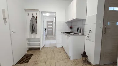 Jednoosobowy pokój w mieszkaniu w niskim bloku na Poznańskim Grunwaldzie - miniatura 3