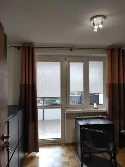 1-os. pokój | Chełmińskie Przedmieście | zamykany | loggia | blisko centrum i uczelni - miniatura 2