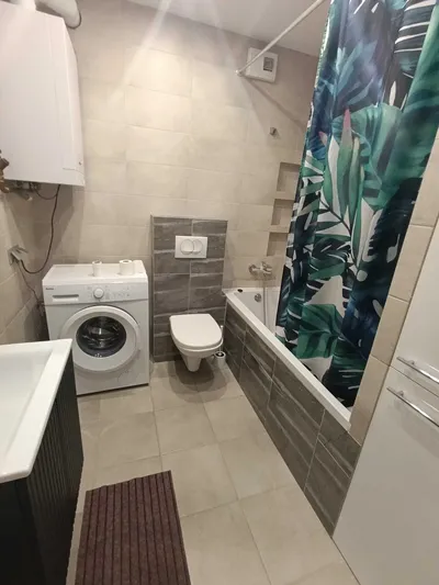 Wynajem mieszkania 50m2 ul. Makuszyńskiego, 2 pokoje, umeblowane - miniatura 3
