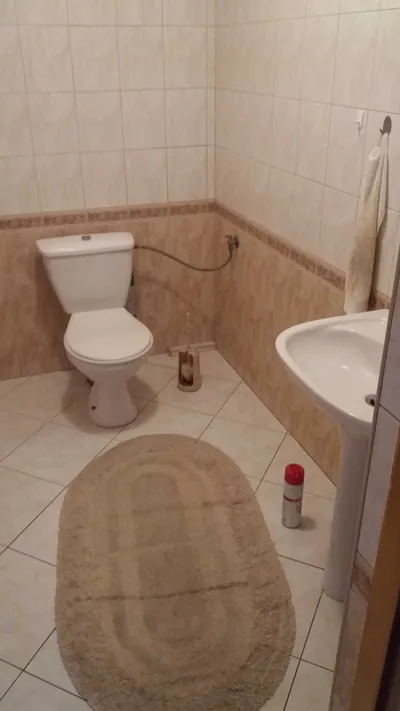 Metro Trocka - pokój w trzypokojowej wydzielonej części domu - miniatura 5