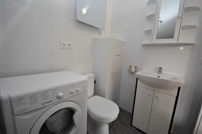 Wesoła ( przy lesie ) 1-pok 23m2 ,meble,agd, po remoncie - miniatura 5