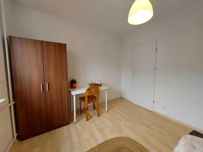 Pokój na Chełmie w doskonałej lokalizacji dostępny od zaraz - miniatura 4