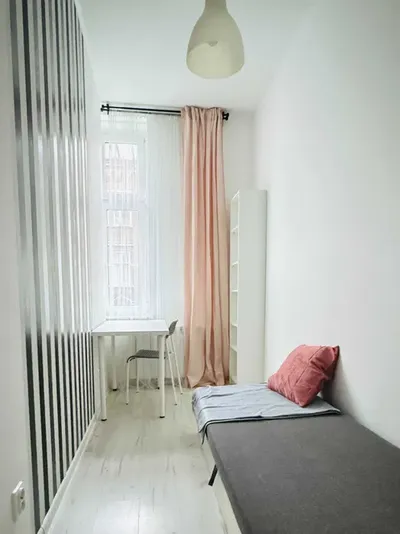 2 pokoje w mieszkaniu na ul Małeckiego / un habitacion ul. Małeckiego - miniatura 2