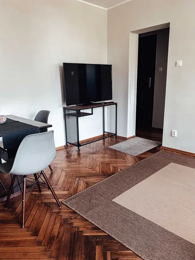Wynajmę mieszkanie 3 pokoje Praga Pd - bezpośrednio - miniatura 3