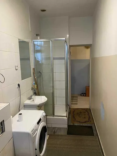 Wynajmę pokój jednoosobowy ok. 7 m² w mieszkaniu 4-pokojowym - miniatura 5