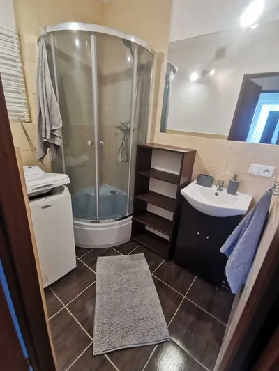Pokój na os. Sobieskiego 2a, 9m2, 750zł za wszystko - miniatura 4