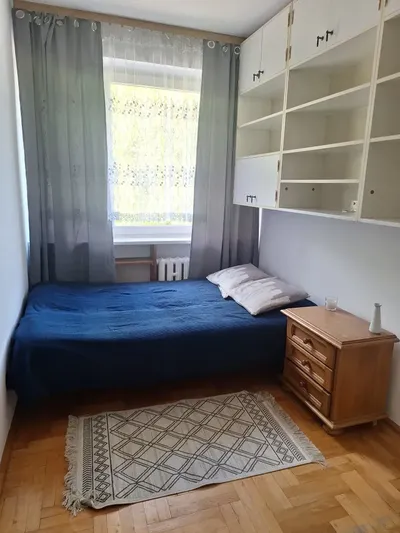 Wynajmę 2 pokojowe mieszkanie Czechów ul. Braci Wieniawskich - miniatura 3